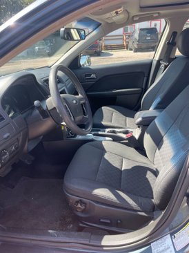 Used 2012 Ford Fusion SE image 2