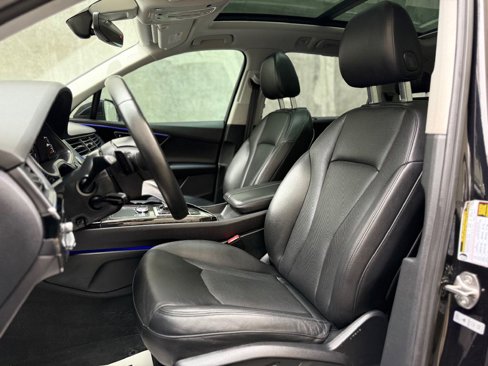 Used 2019 Audi Q7 3.0T Prestige w/ Prestige Package image 18