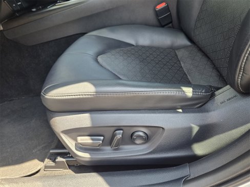 Used 2023 Toyota Camry XSE image 25