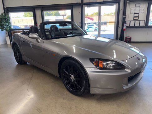 Used 2005 Honda S2000 image 24