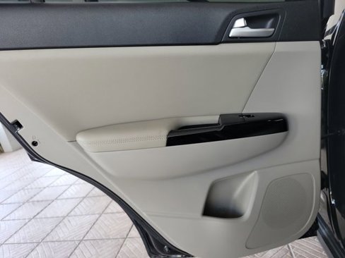 Used 2020 Kia Sportage EX image 22
