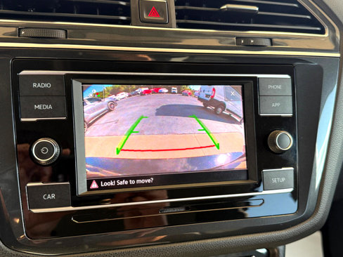 Used 2018 Volkswagen Tiguan S image 25