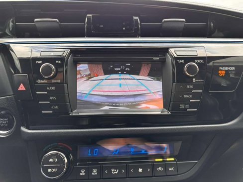 Used 2016 Toyota Corolla S Premium image 18