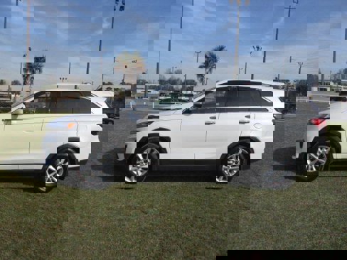 Used 2016 Kia Sorento LX w/ LX Convenience Package image 5
