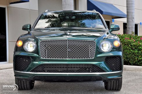 Used 2022 Bentley Bentayga image 35