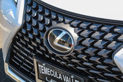 Used 2025 Lexus UX 300h FWD image 5