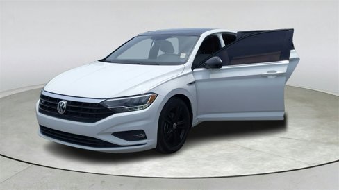 Used 2021 Volkswagen Jetta R-Line w/ R-Line Cold Weather Package image 10