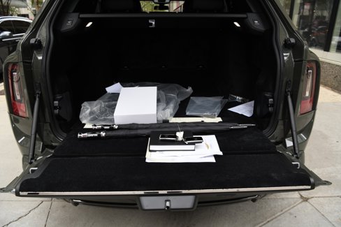 New 2025 Rolls-Royce Cullinan Black Badge image 28