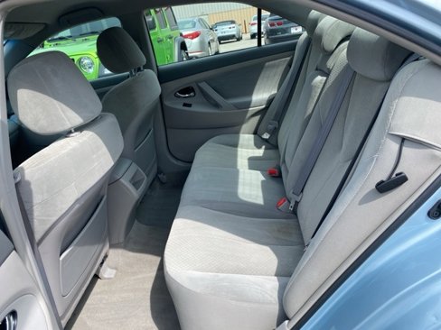 Used 2009 Toyota Camry LE image 18