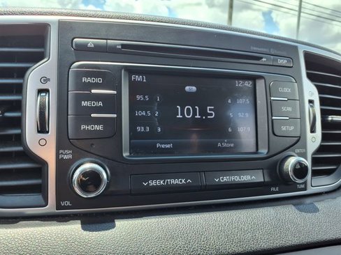 Used 2019 Kia Sportage LX image 6