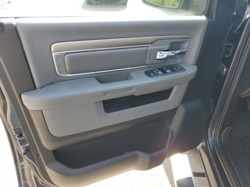 Used 2017 RAM 1500 Big Horn image 8