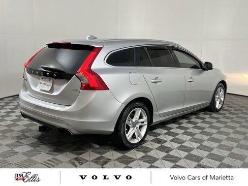 Used 2015 Volvo V60 T5 Platinum image 9