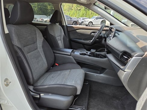 Used 2021 Nissan Rogue SV image 18