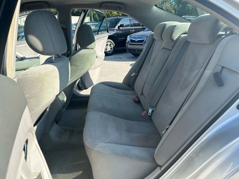 Used 2011 Toyota Camry XLE image 15