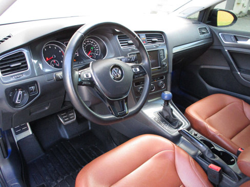 Used 2017 Volkswagen Golf Alltrack SE image 15
