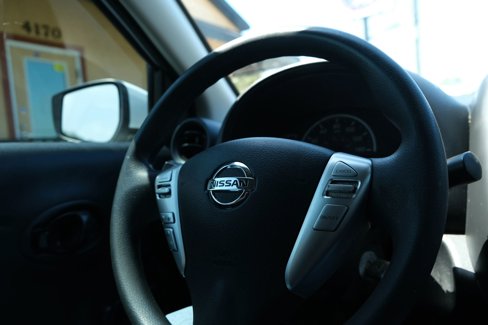 Used 2019 Nissan Versa S Plus image 33