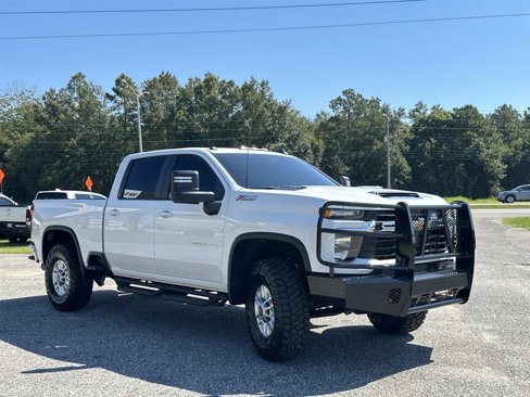Used 2024 Chevrolet Silverado 2500 LT w/ All Star Edition image 3