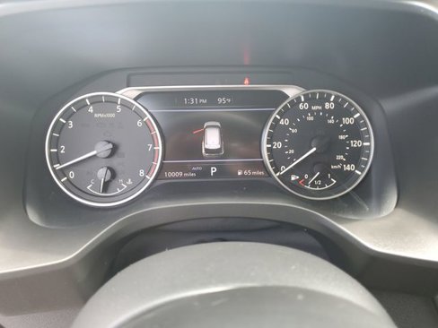 Used 2023 Nissan Rogue SV image 13