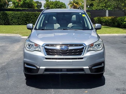 Used 2017 Subaru Forester 2.5i Premium w/ All-Weather Package image 8