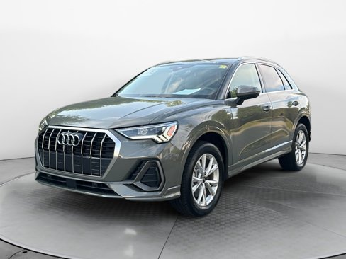 Certified 2025 Audi Q3 2.0T Premium Plus image 3