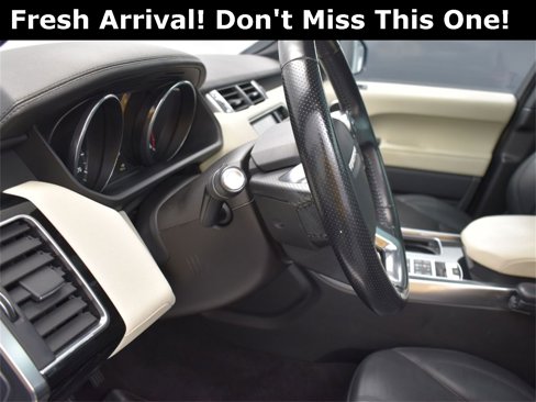 Used 2016 Land Rover Range Rover Sport HSE image 13