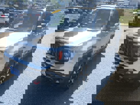 Used 2019 Jeep Renegade Trailhawk w/ LED Lighting Group image 1