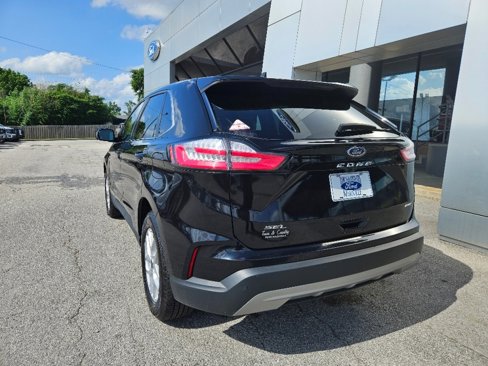 Used 2023 Ford Edge SEL image 4
