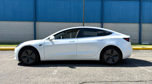 Used 2019 Tesla Model 3 Long Range image 8