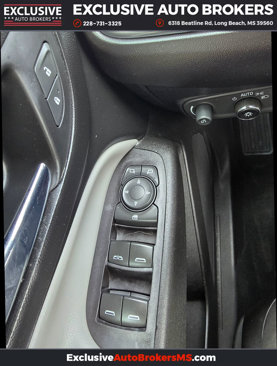 Used 2018 Chevrolet Equinox LS image 28