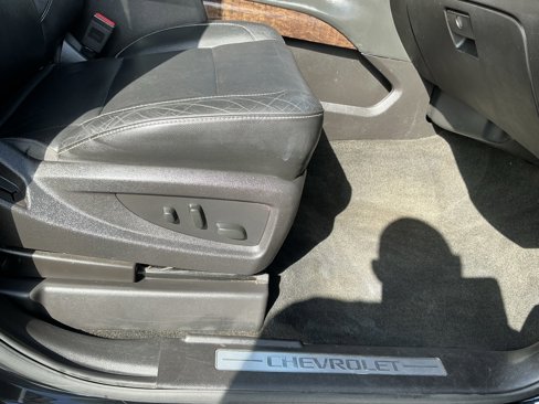 Used 2017 Chevrolet Suburban LT image 27