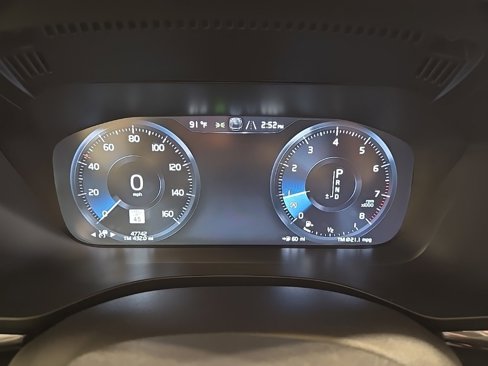 Used 2021 Volvo XC60 T5 Inscription image 12