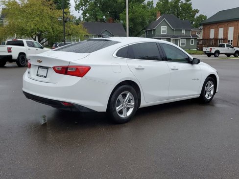 Used 2023 Chevrolet Malibu LS image 3