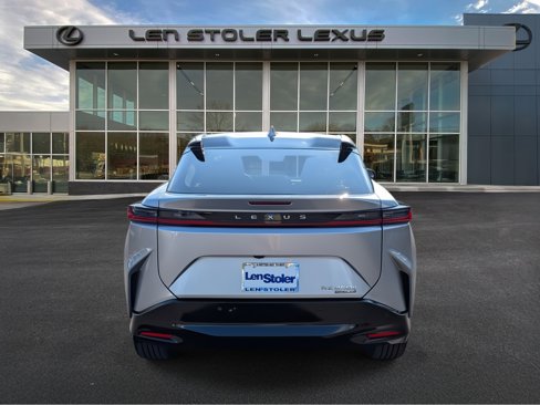 Used 2023 Lexus RZ 450e Premium image 4