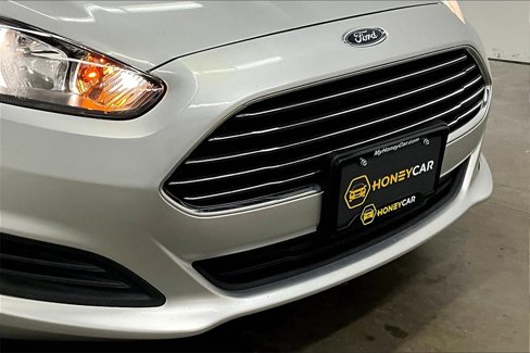 Used 2019 Ford Fiesta SE w/ Cold Weather Package image 30