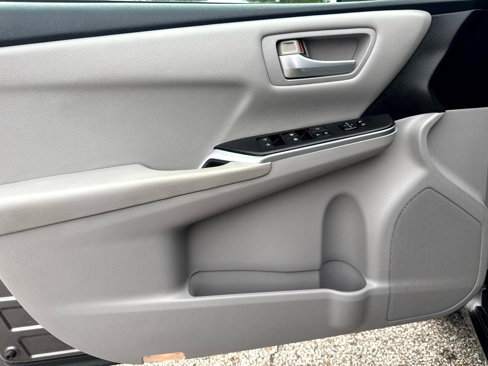 Used 2016 Toyota Camry LE w/ Protection Package (Q2) image 18