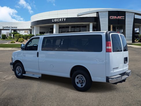 Used 2017 GMC Savana 2500 LT w/ LT Preferred Equipment Group image 28