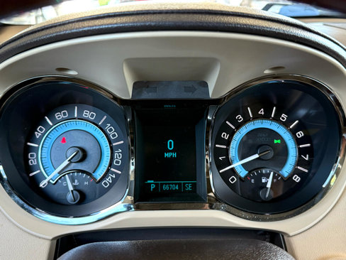 Used 2010 Buick LaCrosse CXL w/ Luxury Package image 22