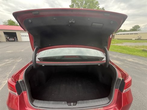Used 2018 Kia Optima S image 23