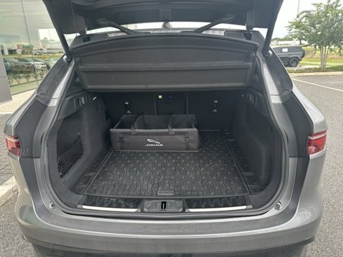 Used 2023 Jaguar F-PACE S image 4