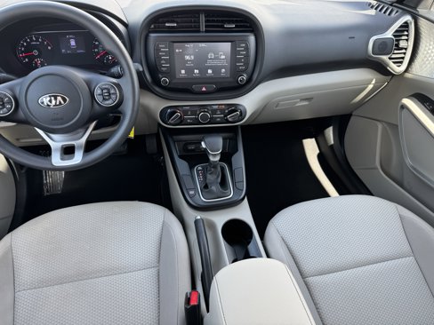 Certified 2020 Kia Soul LX image 15