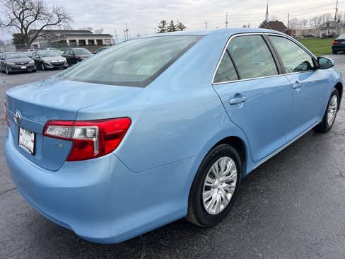Used 2012 Toyota Camry LE image 7