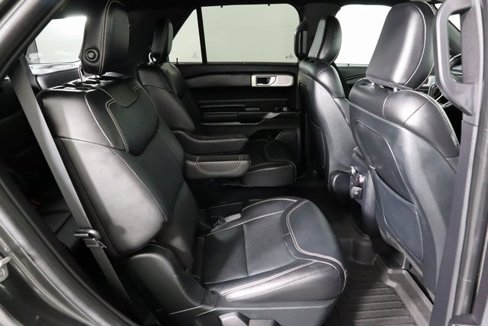 Used 2020 Ford Explorer ST w/ Premium Technology Package image 14