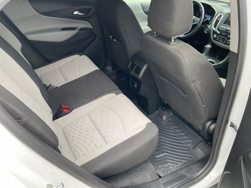 Used 2020 Chevrolet Equinox LT image 25