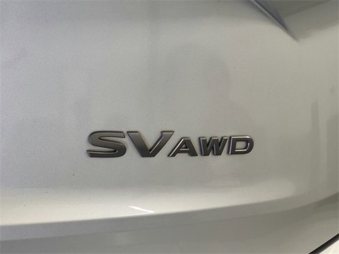 Used 2024 Nissan Rogue SV image 30
