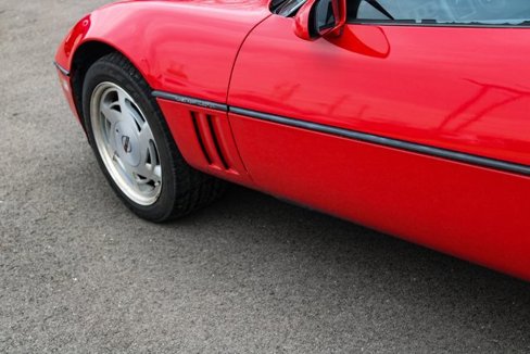 Used 1989 Chevrolet Corvette Convertible image 38