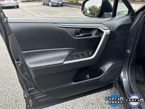 Used 2023 Toyota RAV4 LE image 16