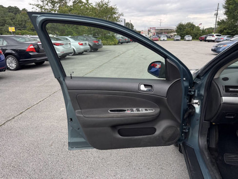 Used 2010 Chevrolet Cobalt LT image 11
