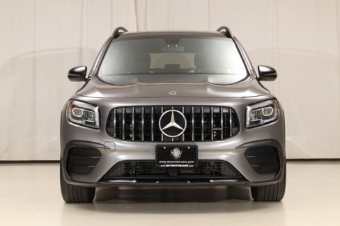 Used 2021 Mercedes-Benz GLB 35 AMG 4MATIC image 9
