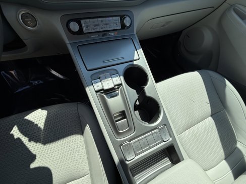 Used 2019 Hyundai Kona Ultimate image 23