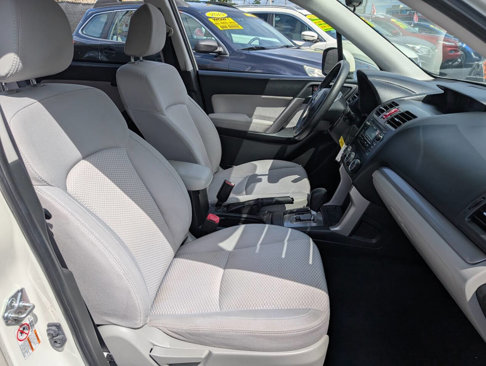 Used 2015 Subaru Forester 2.5i Premium w/ All-Weather Package image 11
